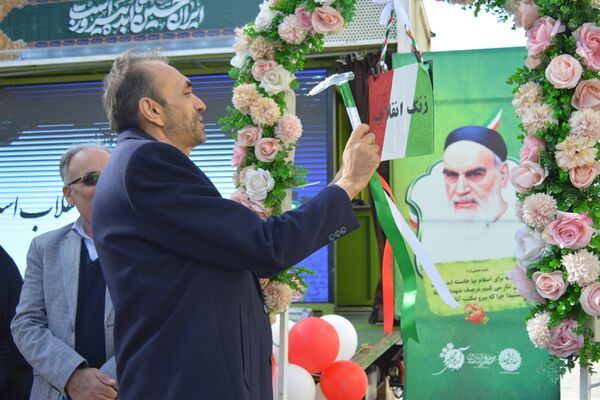 طنین زنگ انقلاب در بهارستان‌دو 