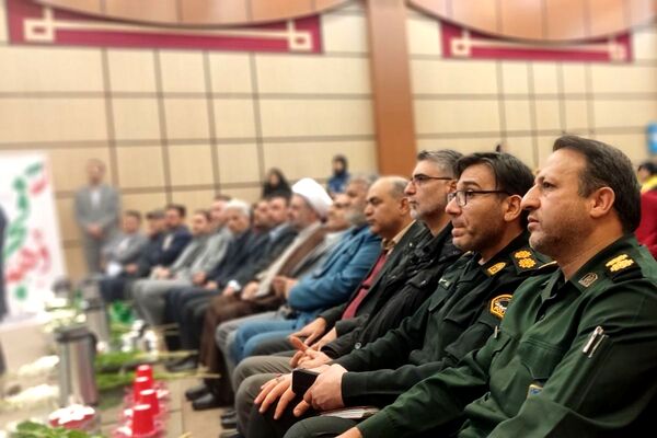  همایش یاوران انقلاب در اداره آموزش و پرورش رباط‌کریم