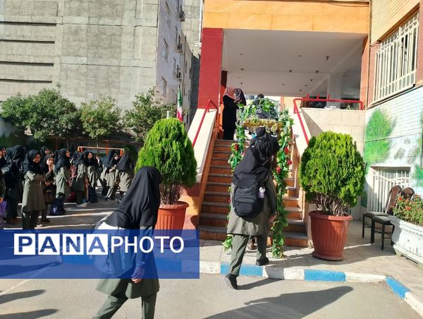 برگزاری مراسم بازگشایی مدارس در دبستان امید پرند و دبیرستان دخترانه شاهد رباط‌کریم