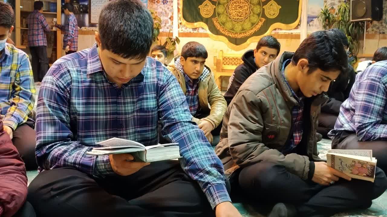 آخرین جلسه هفتگی، هیات الشهدای دبیرستان شهدای مدافع حرم منطقه ۱۰