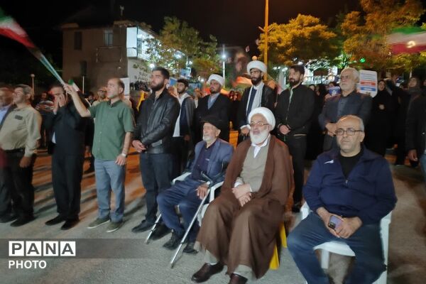 اجتماع مردم بخش ارجمند در روستای اهنز؛ تجدید بیعت با رهبر انقلاب