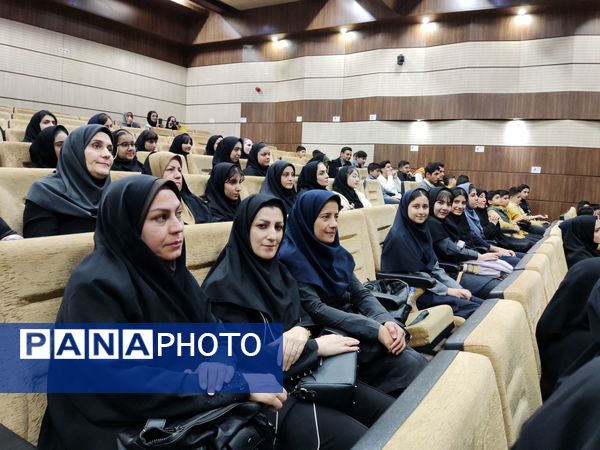 اختتامیه جشنواره نوجوان خوارزمی و تقدیر از برترین های مقطع متوسطه اول 