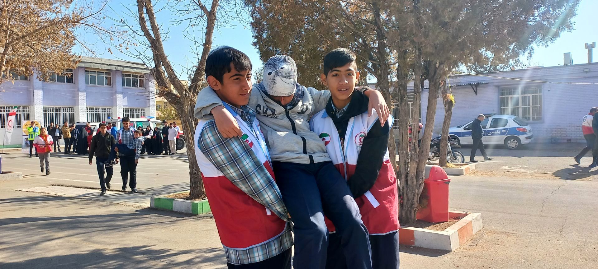 مدرسه شهید فاضل شهرکرد میزبان مانور زلزله و آمادگی دانش‌آموزان