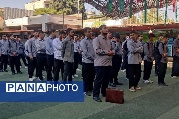آغاز سال تحصیلی در دبیرستان علوم و معارف اسلامی شهید مطهری؛ شور و شوق مهر در مدارس