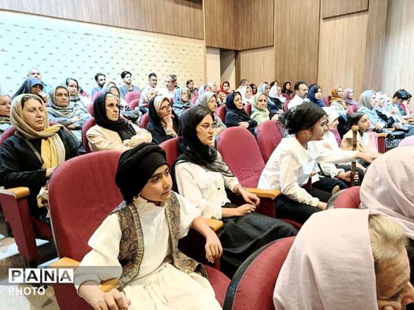مراسم بزرگداشت حکیم ابوالقاسم فردوسی در کتابخانه دهخدا