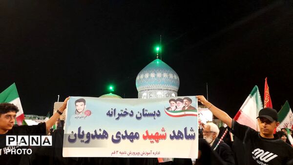 حضور حماسی مدارس قم در تجمعات شبانه آستان مقدس امامزاده موسی مبرقع(ع)