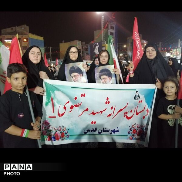 نقش‌آفرینی دانش‌آموزان در اجتماع «باید برخاست»