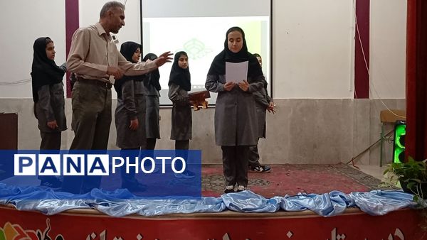 برگزاری کارگاه آموزشی پیشتازان شهرستان ساوجبلاغ 