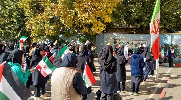 ویژه برنامه ولادت حضرت زینب(س) و روز پرستار در آموزشگاه کاشانی پور ملارد 