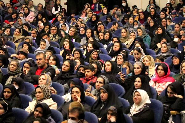 همایش راهکارهای اختلالات یادگیری دانش آموزان در نجف آباد 