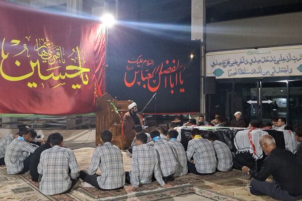 محفل دانش‌آموزی عزاداران حسینی در اداره‌کل آموزش و پرورش استان فارس 