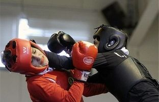 مو‌ی‌تای بانوان وارد مدارس شد/ تلاش مشترک فدراسیون و آموزش‌وپرورش برای توسعه مو‌ی‌تای‌