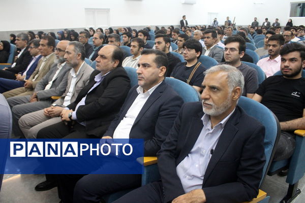 همایش تجلیل از برترین‌های کنکور سراسری 1403 استان بوشهر