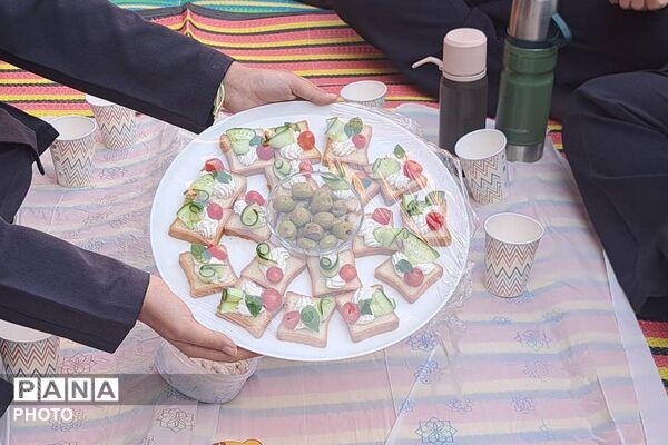 صبحانه سالم و رقابت‌های ورزشی به مناسبت گرامیداشت هفته تربیت بدنی 