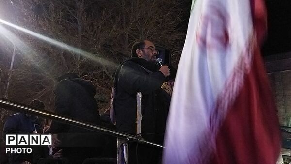 حماسه همچنان ادامه دارد 