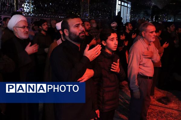 مراسم شب شهادت امام موسی کاظم (ع) در آستان مقدس امامزاده عباس بن موسی (ع) بجنورد 