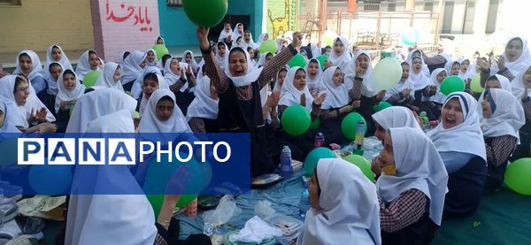 شور و شوق دانش‌آموزان در روز جهانی کودک