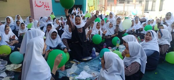 شور و شوق دانش‌آموزان در روز جهانی کودک