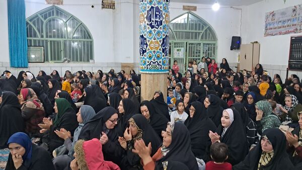 جشن میلاد امام زمان(عج) و گرامیداشت دهه فجر در مسجد بقیة الله شوراب صغیر