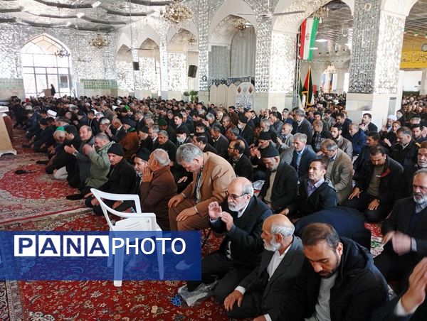 نماز جمعه در کاشمر 