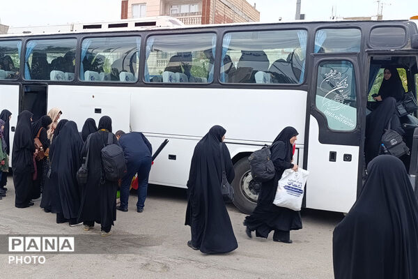 اعزام دانش‌آموزان و دانشجویان بجنوردی به مشهد برای حضور در آیین تشییع پیکر رهبر شهید
