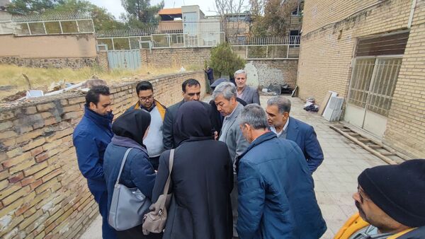 بازدید مدیرکل نوسازی مدارس جهت احداث مدرسه‌ای جدید در ناحیه۶ مشهد