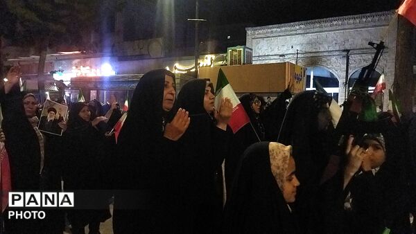 پنجاه و هشتمین شب از ایستادگی مردم در خیابان های نیشابور