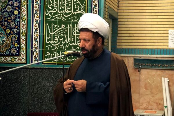حضور دانش آموزان دبستان هدی یک در مسجد صاحب الزمان (عج) 