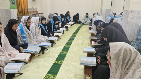برگزاری محفل انس با قرآن کریم