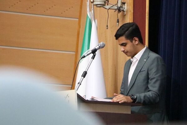 مراسم تجلیل از دانش‌آموزان مقام‌آور مسابقات جهانی، آسیایی و کشوری شهرستان ری