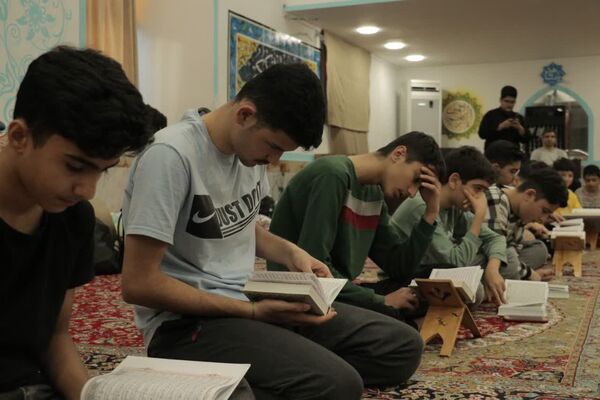اعتکاف دانش آموزی در مساجد لنگرود
