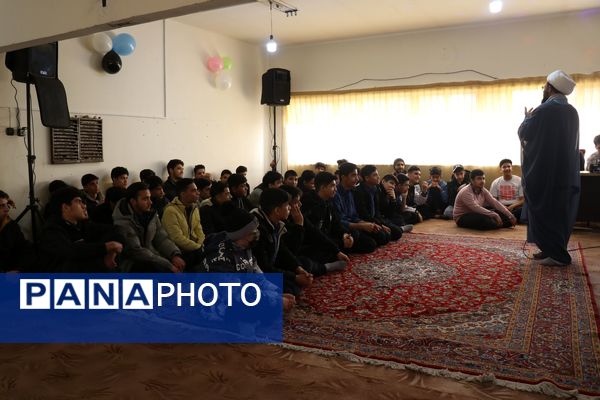 جشن بزرگ نیمه‌شعبان و آغاز دهه فجر در هنرستان شیخ‌الرئیس 