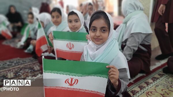 دختران چلیچه، پرچمداران انقلاب 