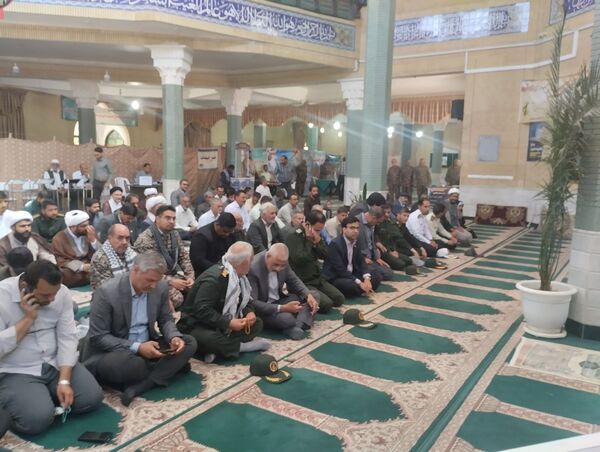 میز خدمت آموزش و پرورش باخرز در نماز جمعه