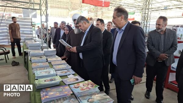 افتتاح رسمی نمایشگاه پاییزه در شهرستان ساوجبلاغ