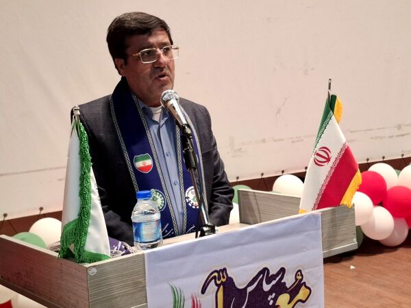 همایش تجلیل از مربیان و دانش‌آموزان پیشتاز برتر شهرستان جم 
