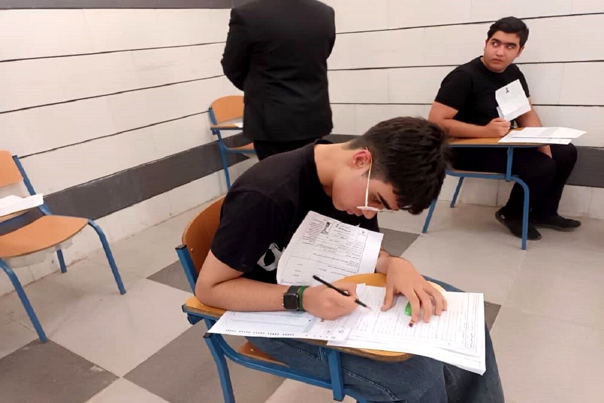آزمون تکمیل ظرفیت پایه دهم مدارس استعدادهای درخشان در بهبهان