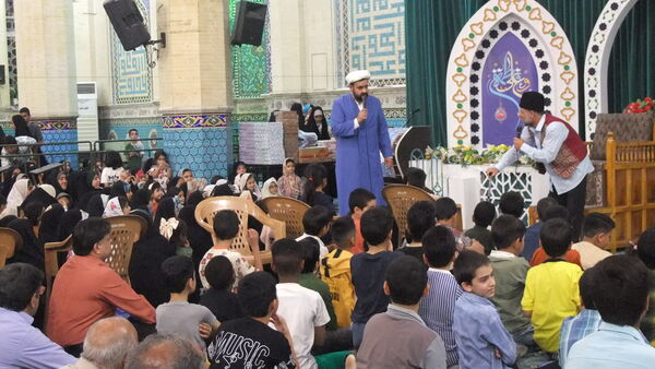اختتامیه جشنواره تولید محتوا نماز و مسابقه عطر انتظار در امامزاده سیدجعفر یزد