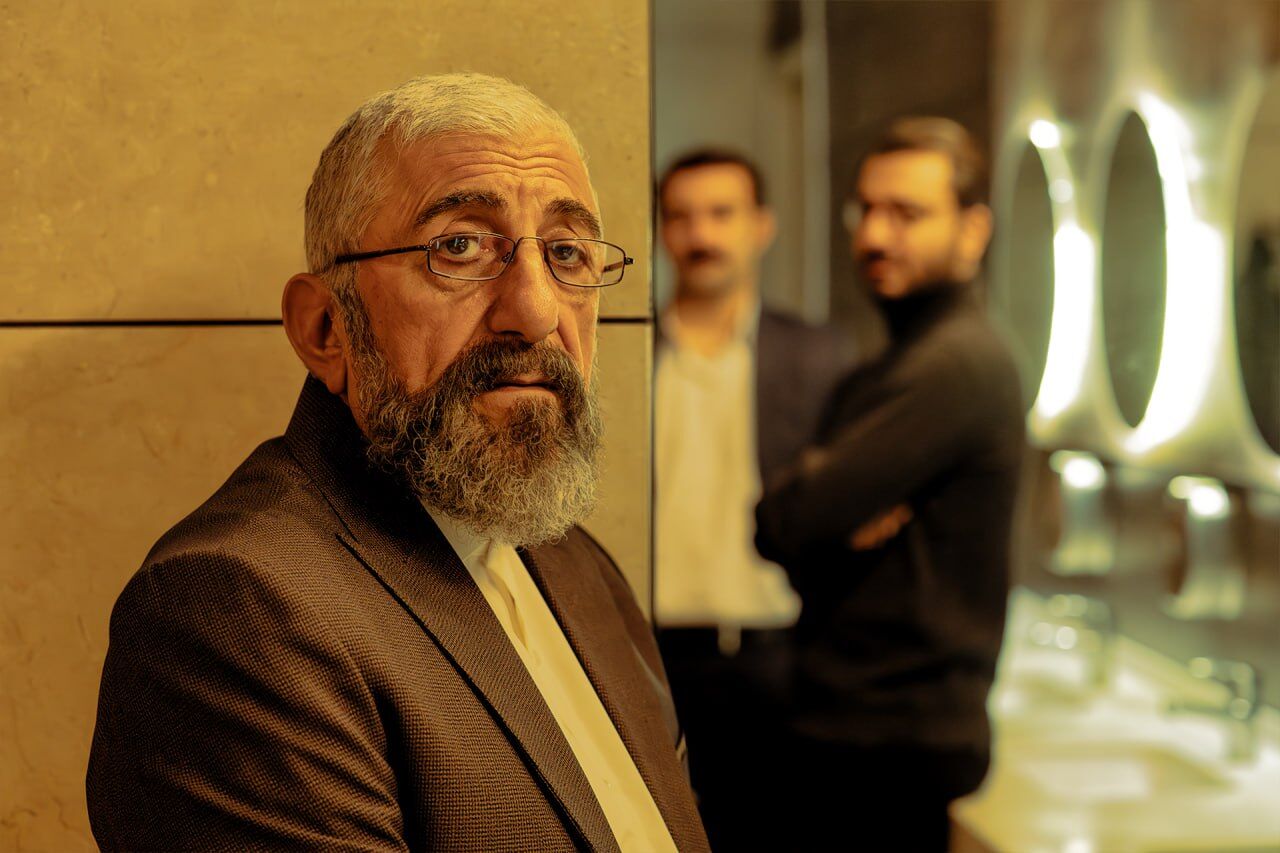 «جهان مبهم هاتف» روایت چالش‌های جوانان برای رسیدن به  هدف در سینمای امروز است