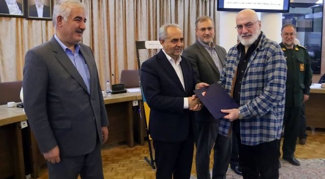 استفاده از ظرافت‌های هنری و فناوری‌های نوین در تولیدات هنری، نسل جوان را با ارزش های ایثار پیوند می دهد