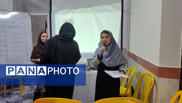 جلسه انجمن اولیا و مربیان در دبیرستان نمونه دولتی مهرورزان خواف