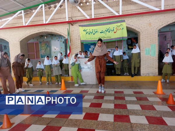 برگزاری مسابقه بین‌مدرسه‌ای طناب‌زنی ویژه دختران در حاجی‌آباد