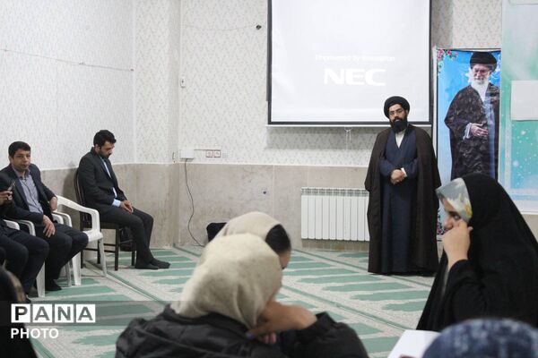 افتتاحیه پاتوق دخترانه نوجوان مبارز در آشخانه