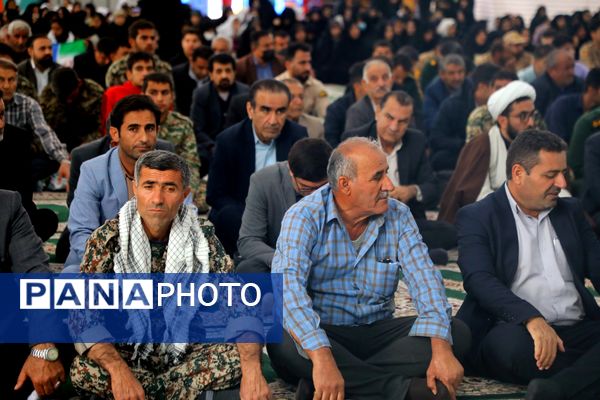 اجتماع همایش «شکوه اقتدار» بسیجیان در لنده