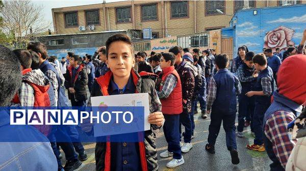 افتتاحیه سفیران سلامت در دبستان سرافراز ناحیه۷ مشهد 