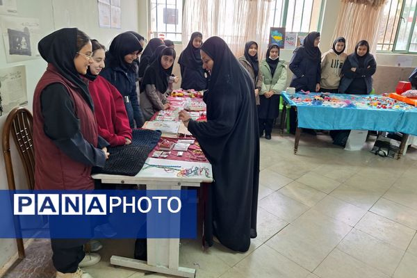 جشنواره ایرانمون در دبیرستان خدیجه کبری (س) پردیس