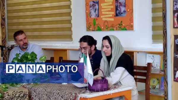 نشست ادبی خوانش نامه‌های سهراب سپهری در قم