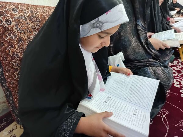 جلسات قرائت قرآن در ایام محرم در خلیل آباد