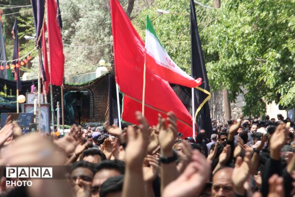 عزاداری ظهر عاشوراحسینی در ده بالا یزد