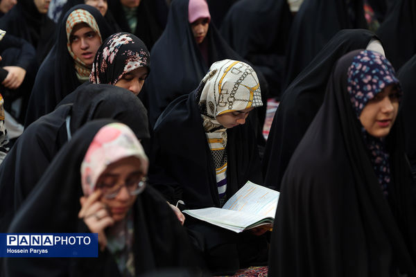 حضور وزیر آموزش و پرورش در جمع دانش‌آموزان معتکف